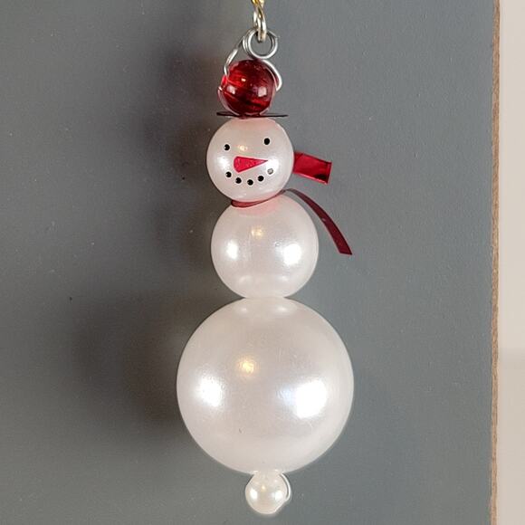 Handmade Snowman Earrings White Bead Holiday Drop Pierced Hook 2.25" Dangle - Picture 2 of 7